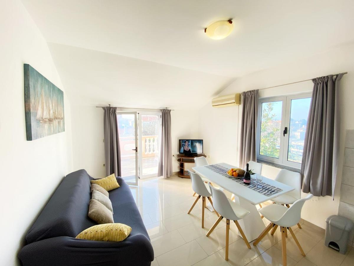 Apartments Saric Biograd na Moru Kültér fotó
