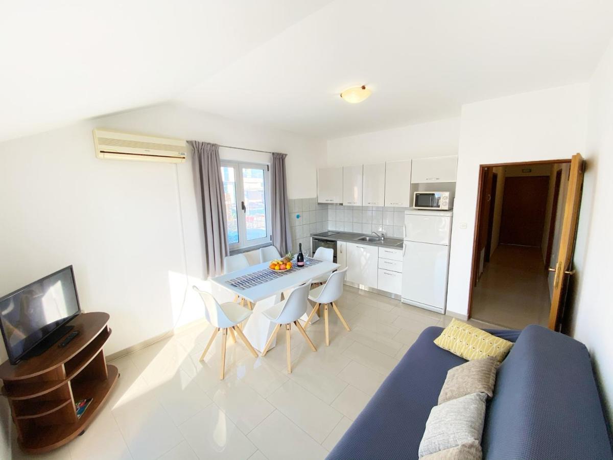 Apartments Saric Biograd na Moru Kültér fotó