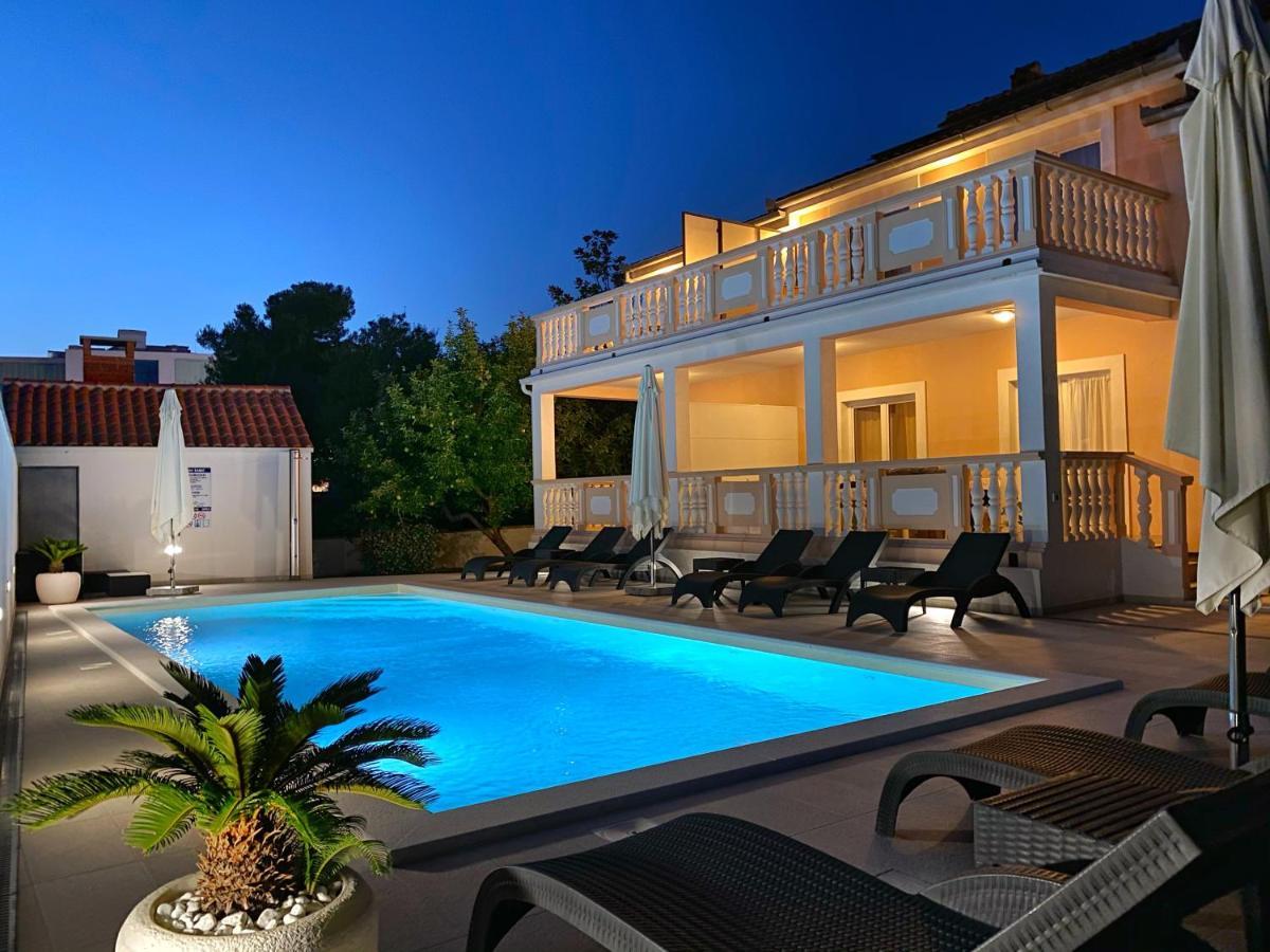 Apartments Saric Biograd na Moru Kültér fotó