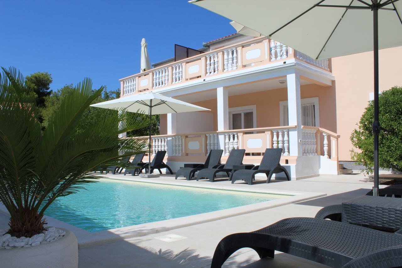 Apartments Saric Biograd na Moru Kültér fotó